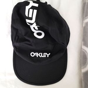 Oakley snapback hat